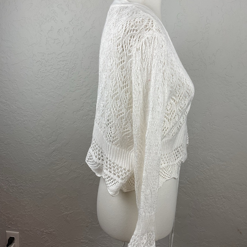 Sweet Kizz Lightweight Crochet Tie Front Cardigan Crop Top Ruffle Romantic - Picture 5 of 8